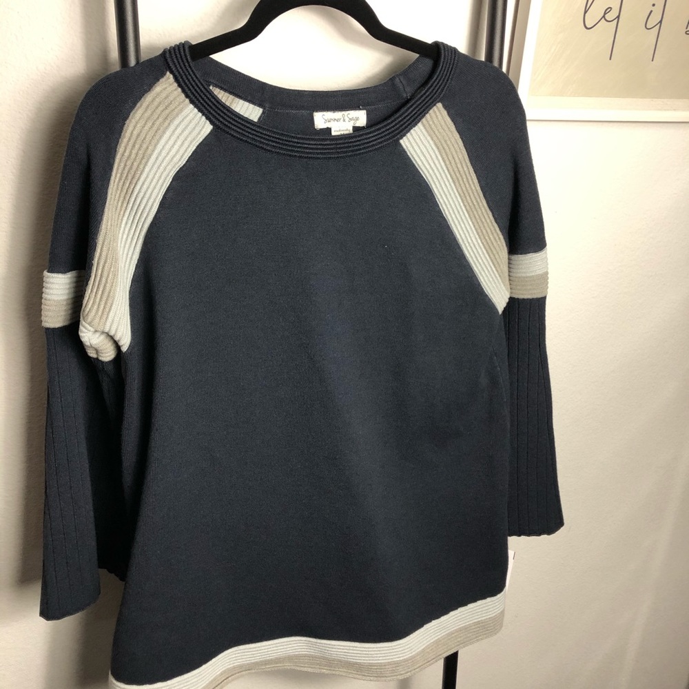 Summer & Sage Blue/White/Gray Maternity sweater